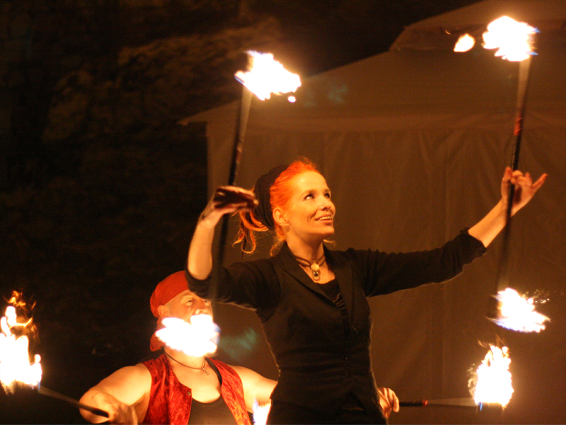 feuerstaebe_double_staff_feuershow_magia_della_luce